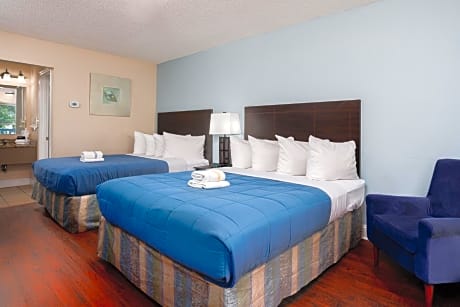 Queen Room with Two Queen Beds