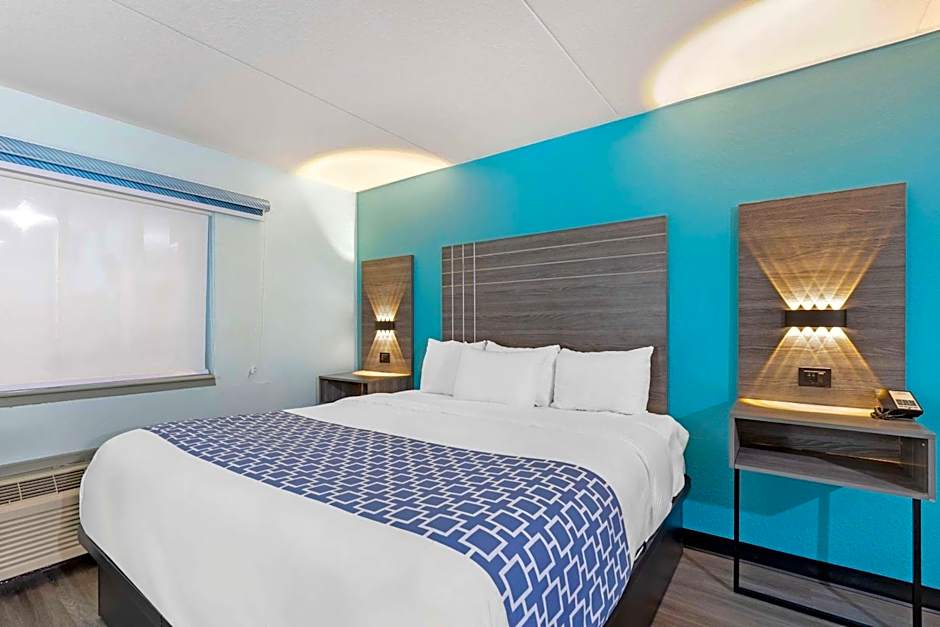 Clarion Inn Des Moines Airport