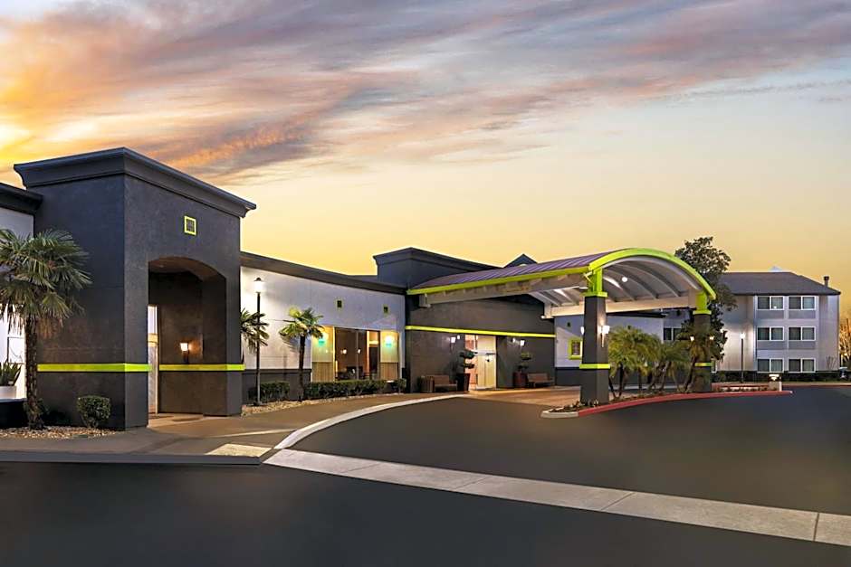 Courtyard by Marriott Sacramento Cal Expo