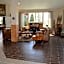 Cedar Hill Lodge
