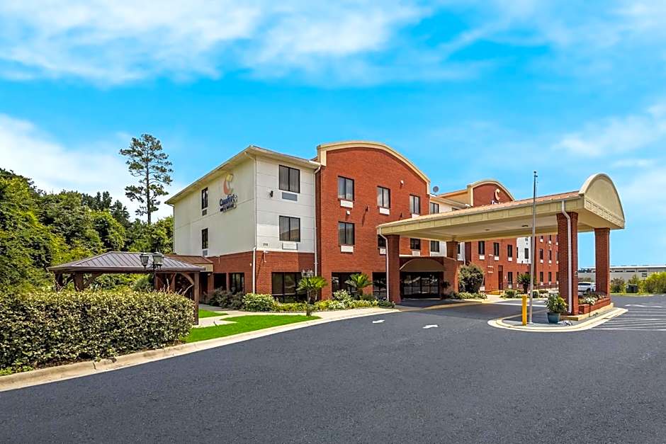 Comfort Inn and Suites 