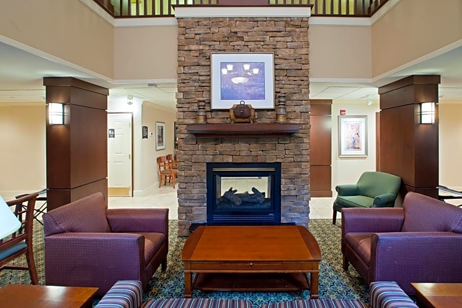 Staybridge Suites Indianapolis-Airport