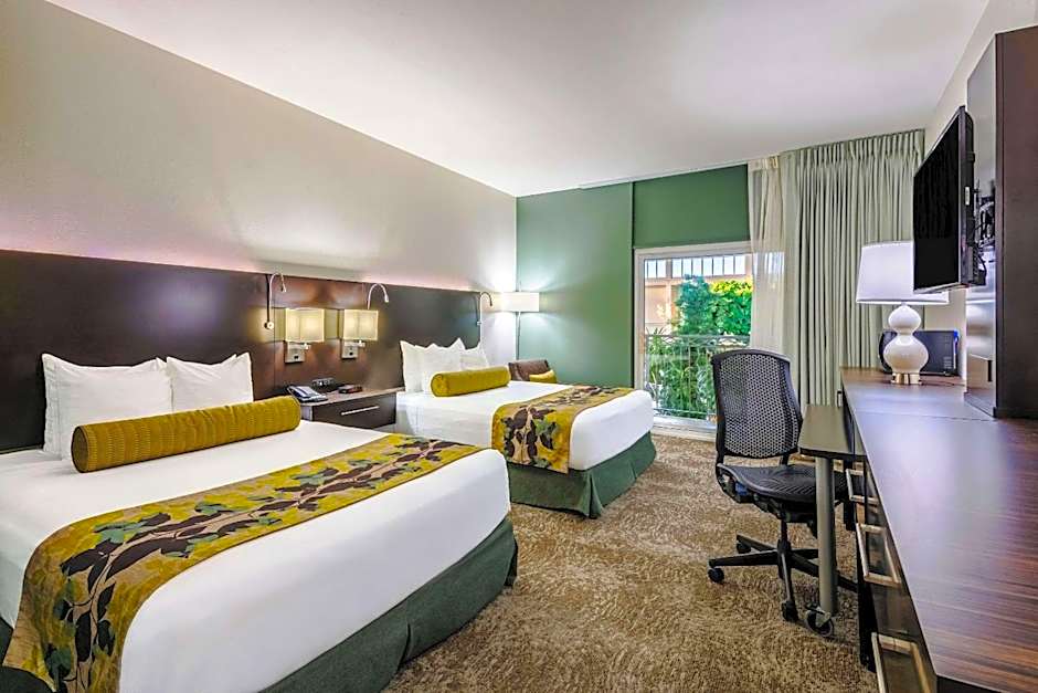Oasis Hotel & Conv. Center, Ascend Hotel Collection