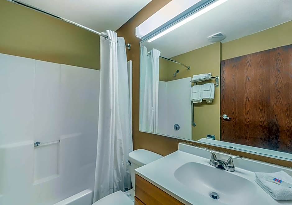 Motel 6 Breaux Bridge, LA