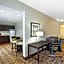 La Quinta Inn & Suites by Wyndham Pearsall