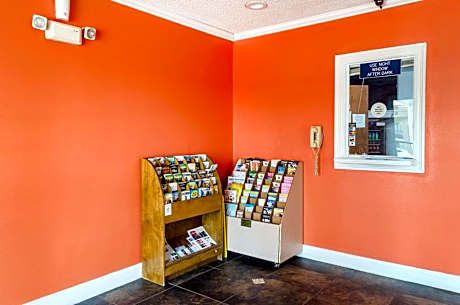Motel 6-Mobile, AL
