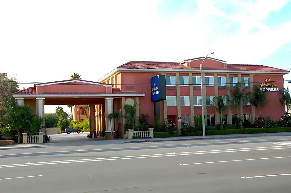 Holiday Inn Express - Anaheim West
