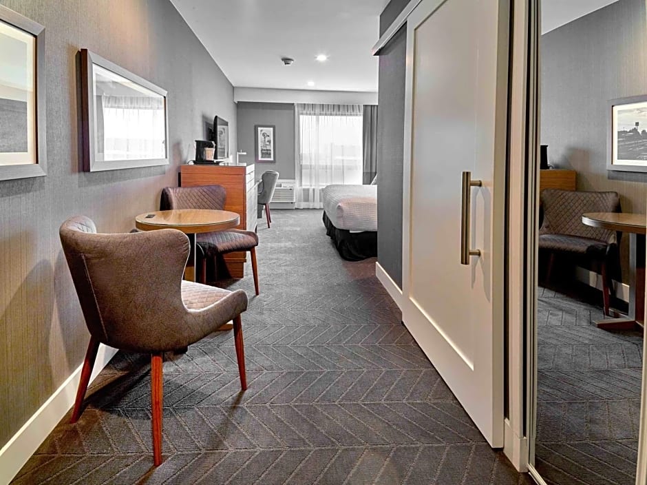 Sandman Signature Plano-Frisco Hotel