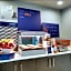 Holiday Inn Express West Palm Beach Metrocentre