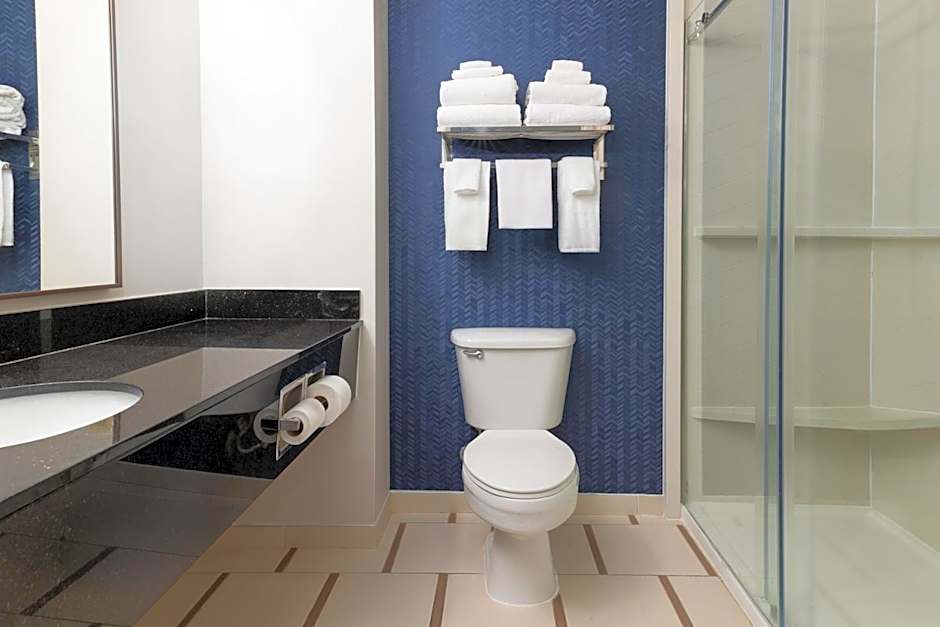 Fairfield Inn & Suites by Marriott Cincinnati Eastgate