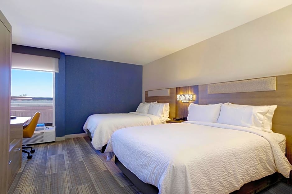 Holiday Inn Express And Suites Phoenix Tempe