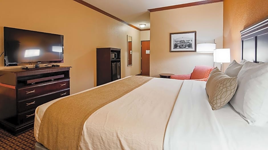 Best Western Granbury Inn & Suites