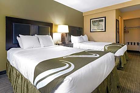Deluxe Queen Room with Two Queen Beds