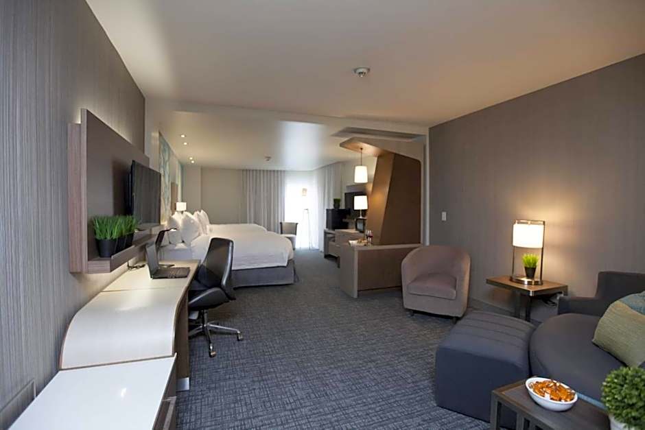 Courtyard by Marriott Houston City Place