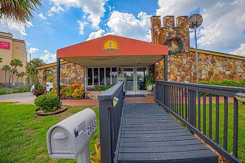 Liberty Garden Inn by OYO Kissimmee near Disney World