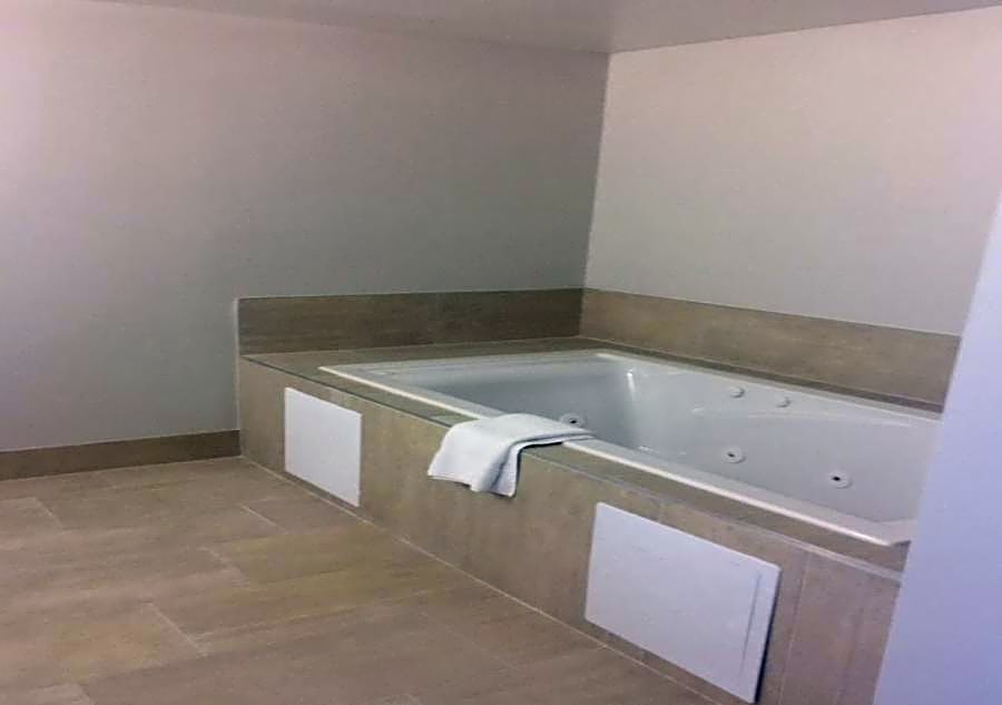 Holiday Inn Express Hotel & Suites Pigeon Forge/Near Dollywood