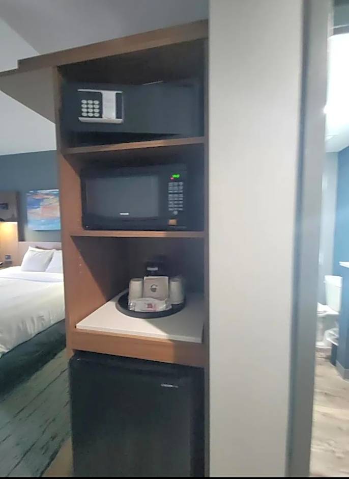 La Quinta Inn & Suites by Wyndham Brunswick/Golden Isles