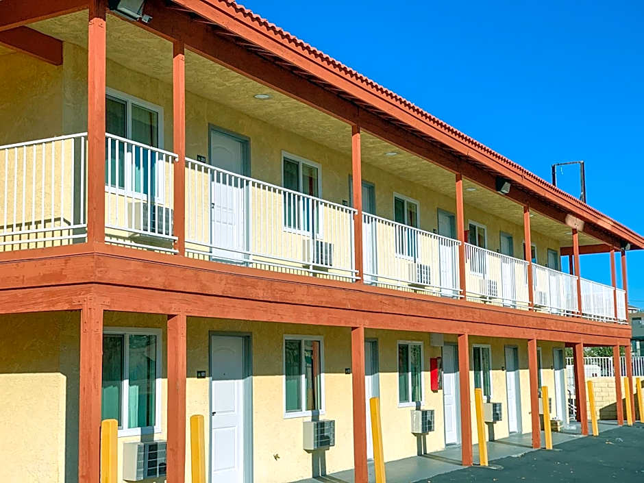Mojave Inn