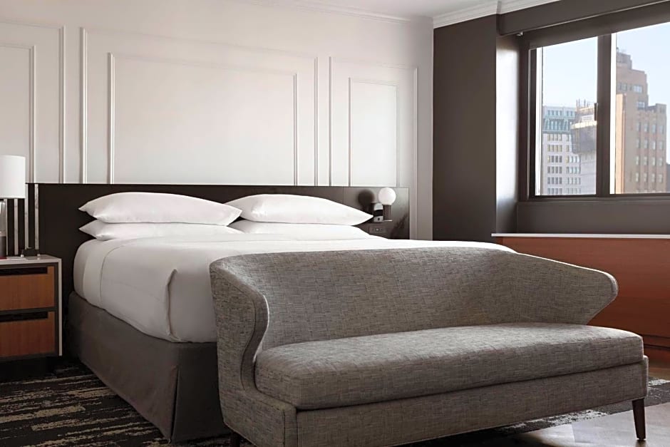 New York Marriott Downtown | Reservations Center