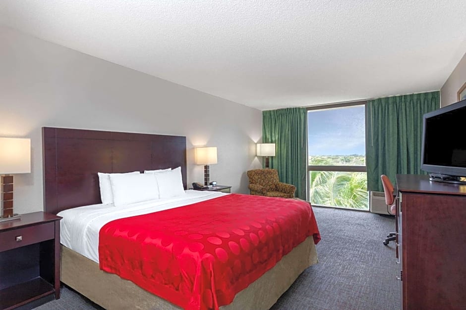 Ramada by Wyndham West Palm Beach Airport
