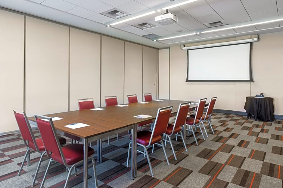 Four Points By Sheraton At Phoenix Mesa Gateway Airport