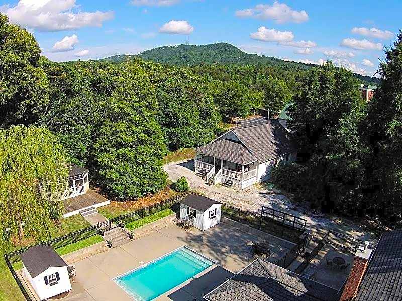 Swamp Rabbit Inn Travelers Rest