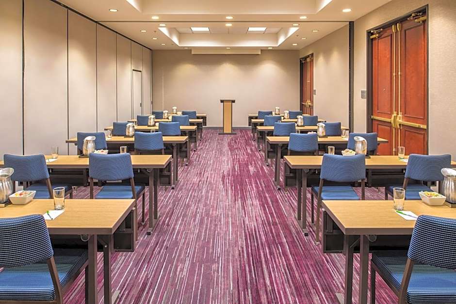 Courtyard by Marriott Seattle Federal Way