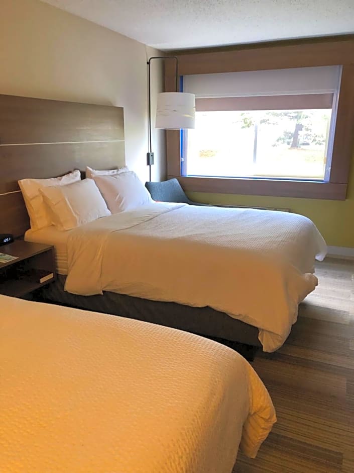 Holiday Inn Express Mt. Vernon by IHG