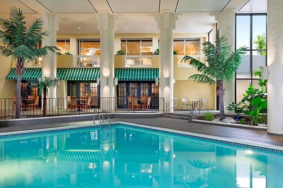 Holiday Inn Gaithersburg, an IHG Hotel