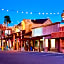 Holiday Inn Express Hotel & Suites Scottsdale - Old Town