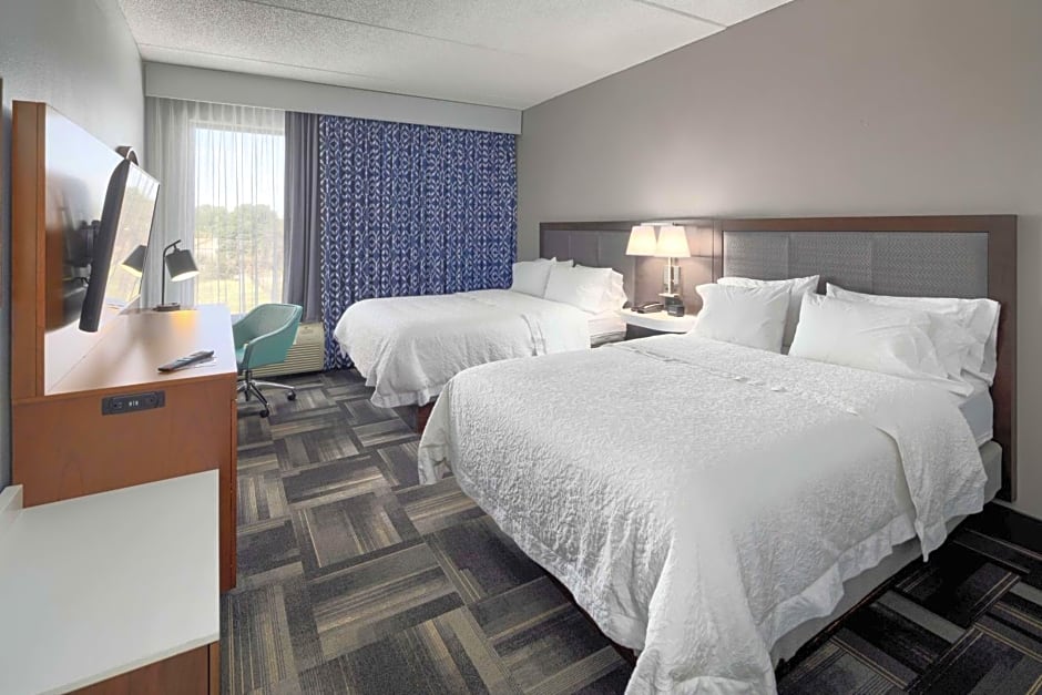 Hampton Inn By Hilton Louisville-Northeast KY