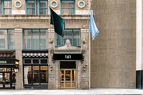 Club Quarters Hotel Faneuil Hall, Boston