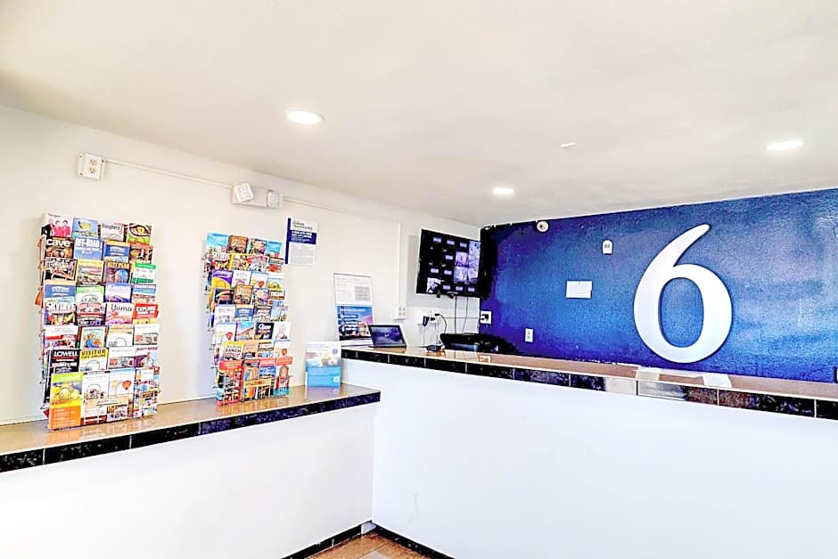 Motel 6 Tucson, AZ - East Williams Center