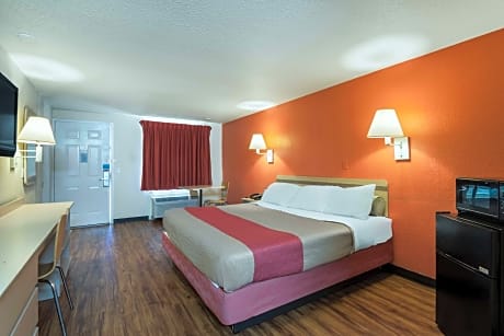 Motel 6 Newport News, VA