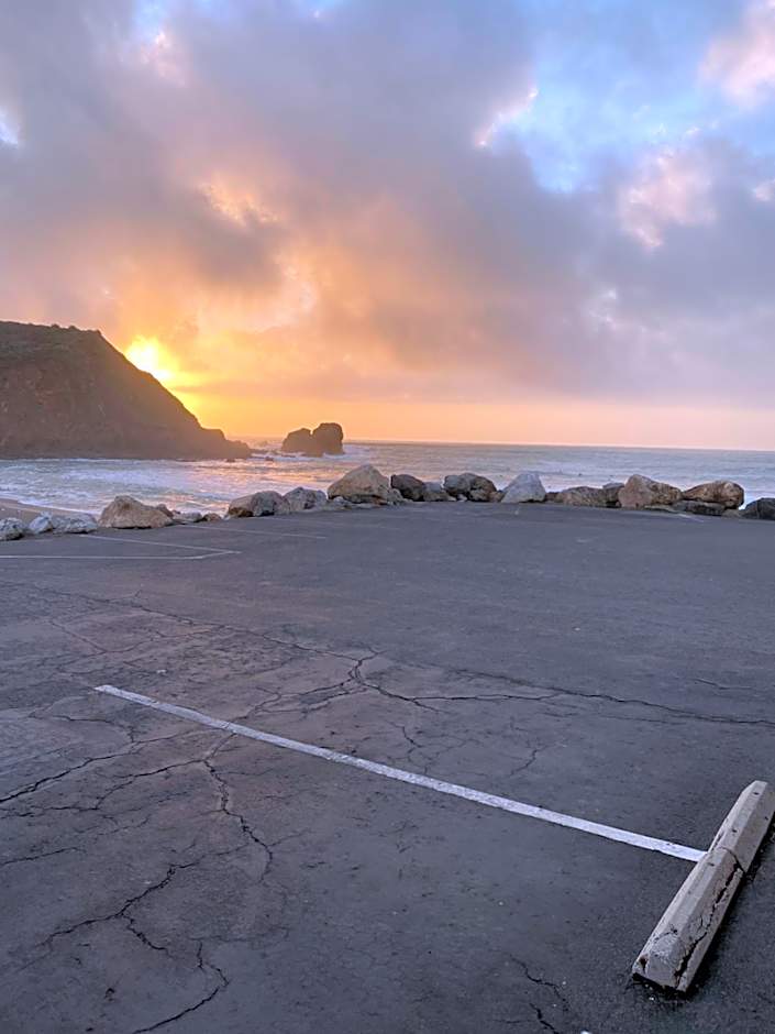Sea Breeze Motel