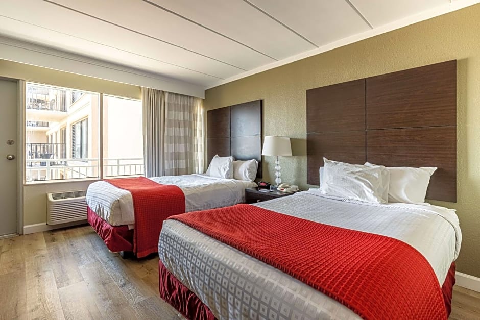 Sandcastle Resort