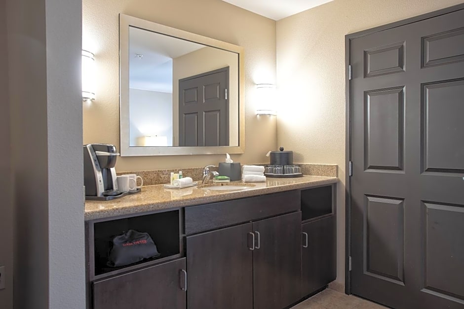 Holiday Inn Oceanside Marina - Camp Pendleton Area