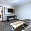 La Quinta Inn & Suites by Wyndham Lexington Park