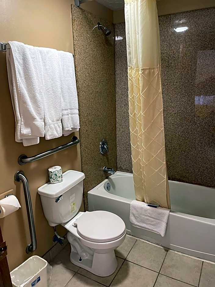 Riverton Inn & Suites Riverton