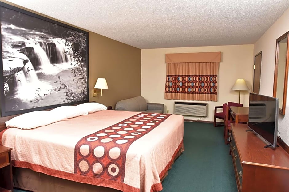 Super 8 by Wyndham Springfield/Battlefield