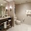 DoubleTree by Hilton Evansville