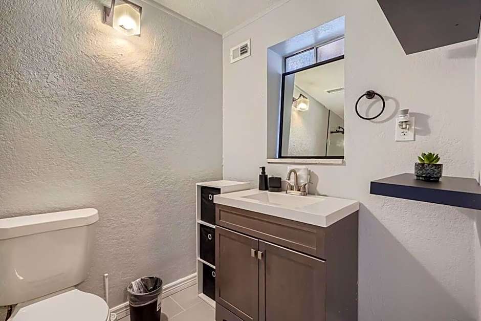2BR Wellness Retreat in Arvada