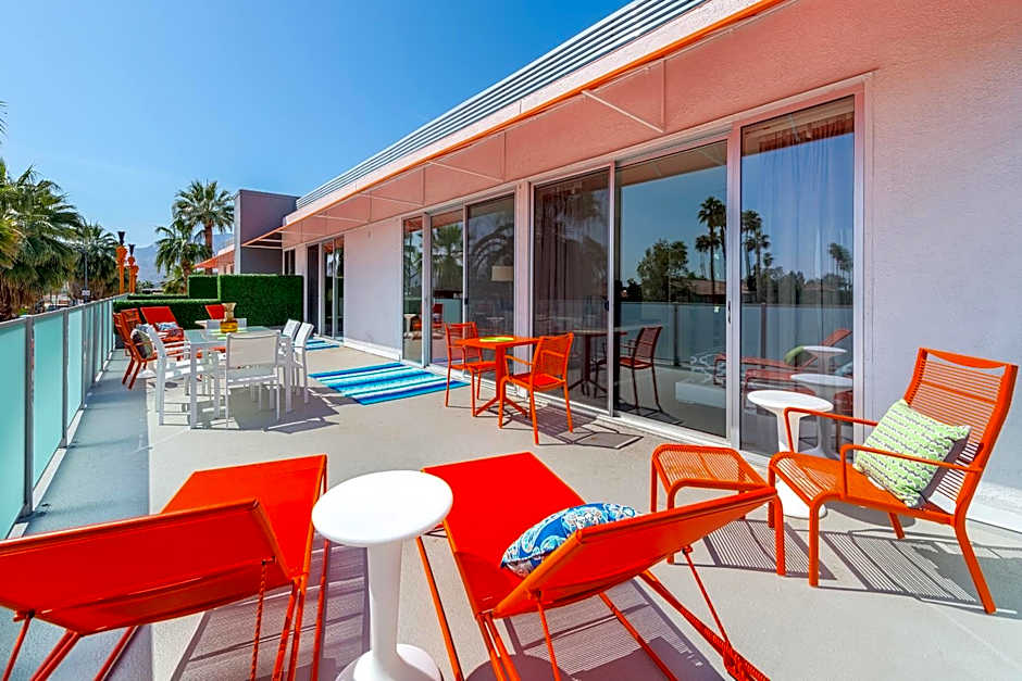 The Twist Palm Springs
