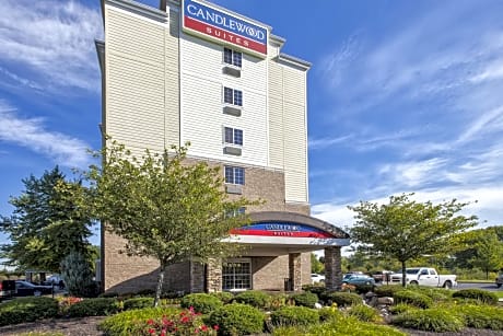 Candlewood Suites Indianapolis Airport