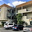 Bellflower Travel Inn