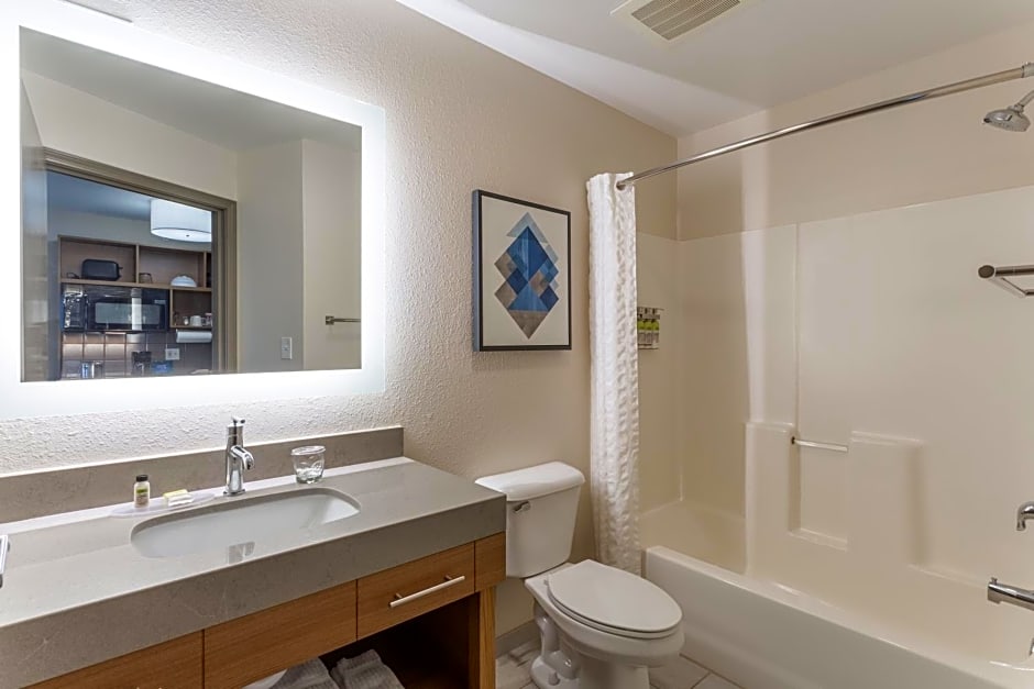Candlewood Suites Ofallon, Il - St. Louis Area