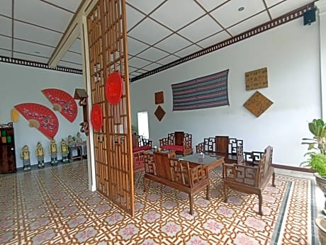 Mruyung Guest House Kota Lama Banyumas Mitra RedDoorz
