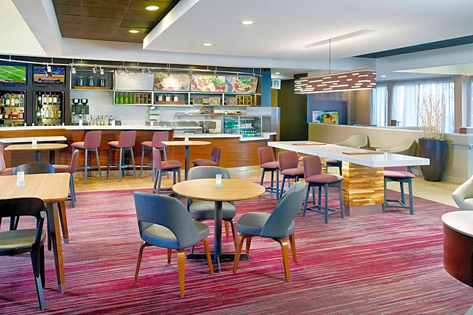 Courtyard by Marriott Greenville Haywood Mall