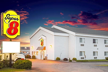 Super 8 by Wyndham Prairie Du Chien