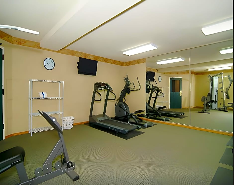 Pan American Inn & Suites
